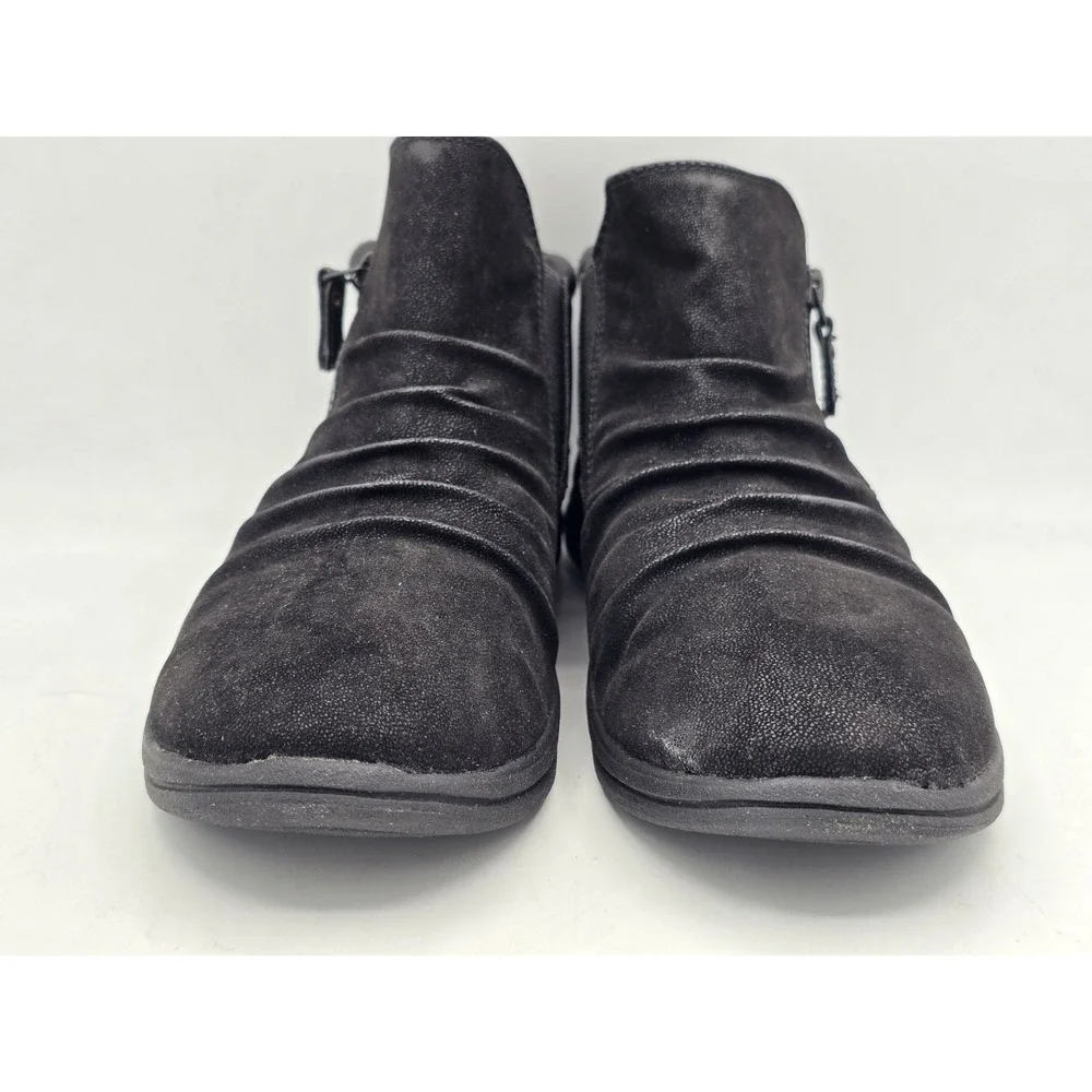 Clarks this listing